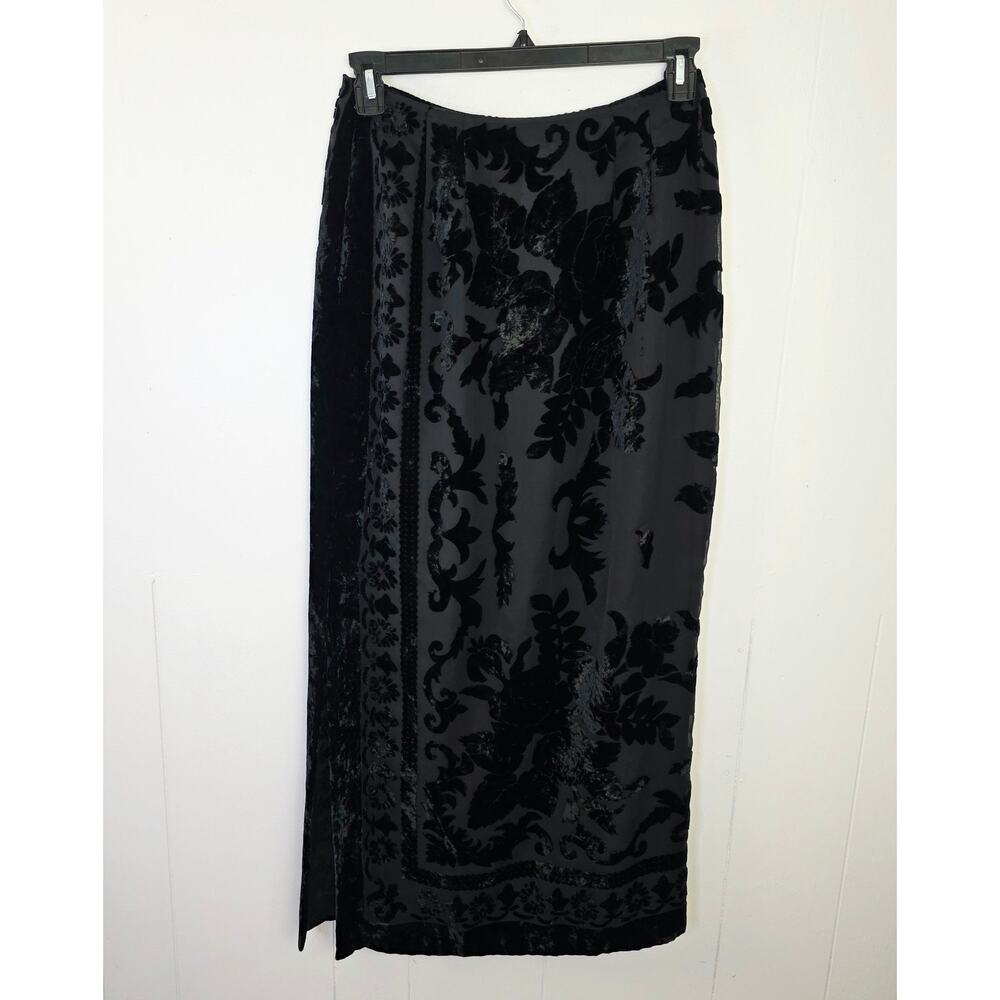 Liz Claiborne Black Velvet Burnout Floral Midi Skirt - Picture 3 of 12
